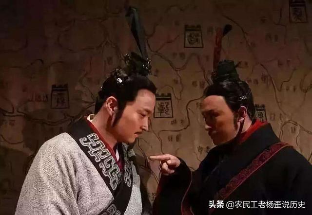 秦始皇简介（秦始皇简介是什么朝代）