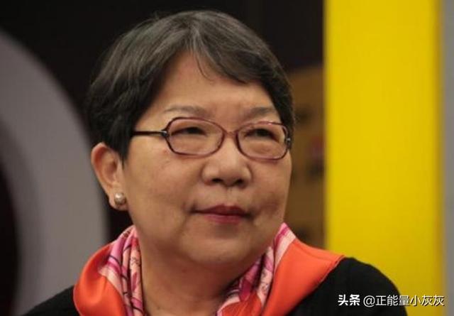 席慕容的诗歌特点_席慕容创作特点
